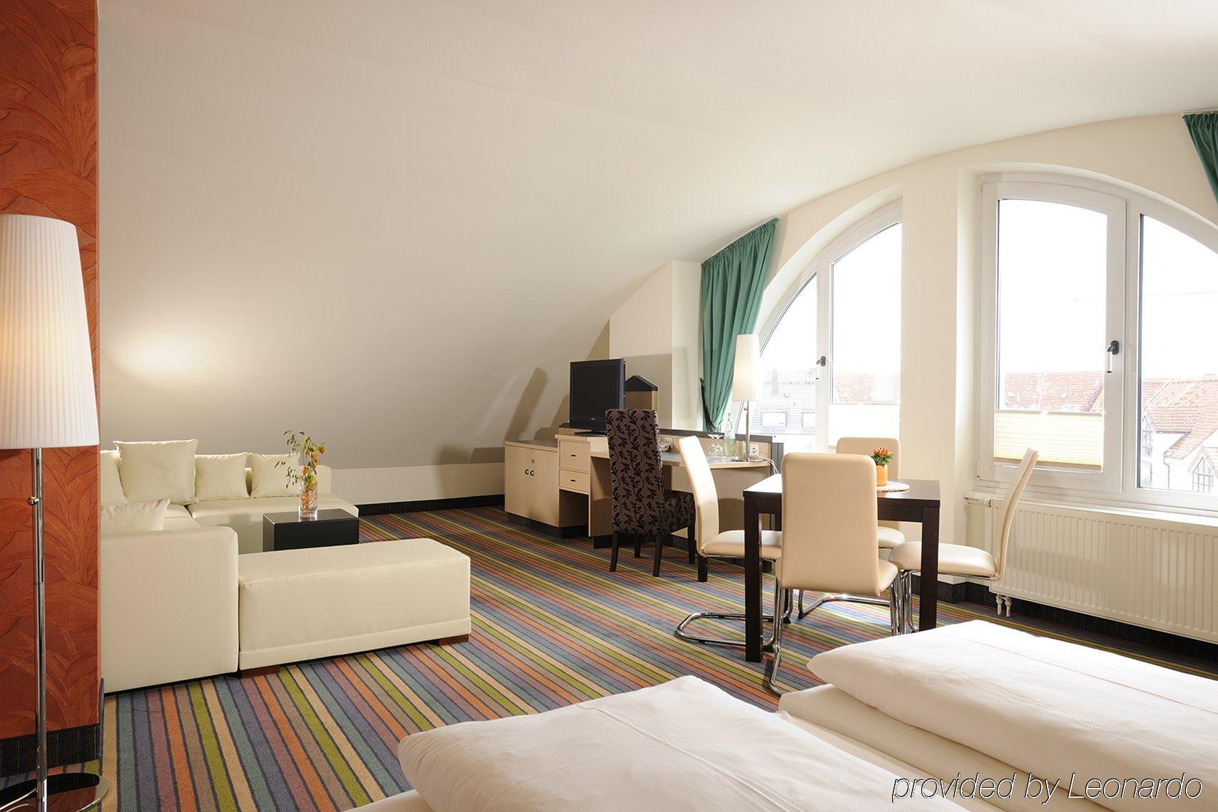 فندق فندق ليوناردو ميونيخ سيتي أولمبيابارك الغرفة الصورة